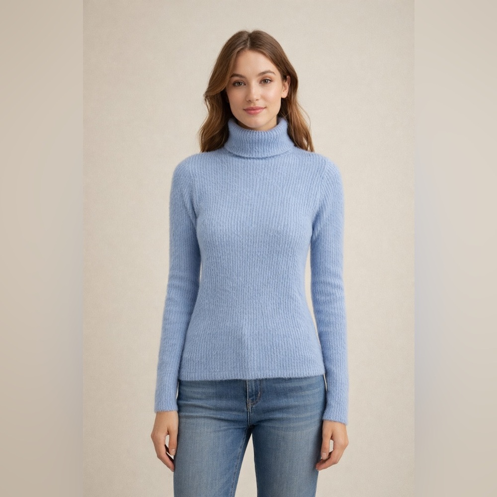 S. Christina Fluffy 100% Viscose Periwinkle Turtleneck Sweater Size S/M NWT Cozy